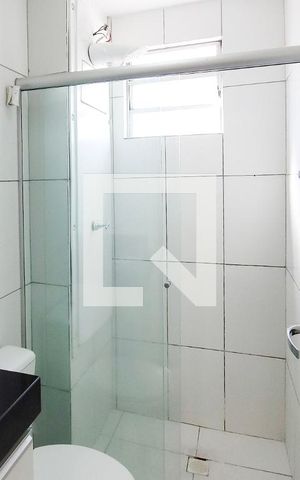 Apartamento à venda com 46m², 2 quartos e 1 vaga Apartamento à venda com 46m², 2 quartos e 1 vagaBanheiro