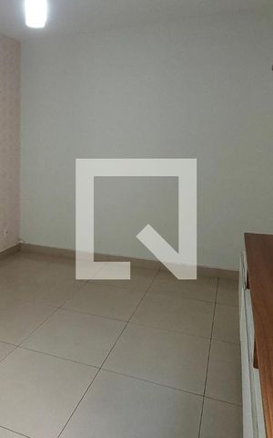 Apartamento à venda com 46m², 2 quartos e 1 vaga Apartamento à venda com 46m², 2 quartos e 1 vagaSala