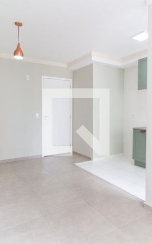 Apartamento para alugar com 42m², 2 quartos e 1 vaga Apartamento para alugar com 42m², 2 quartos e 1 vagaSala