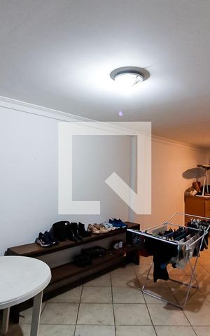 Casa à venda com 245m², 4 quartos e 4 vagas Casa à venda com 245m², 4 quartos e 4 vagasSalão do Piso Inferior