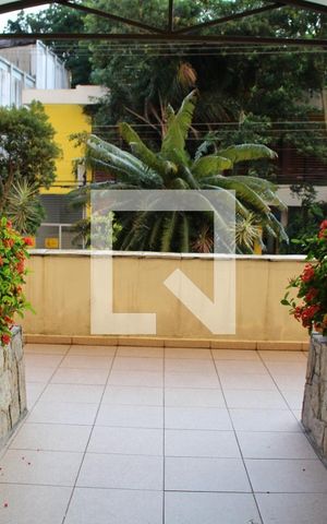 Apartamento à venda com 69m², 2 quartos e 1 vagaÁrea comum