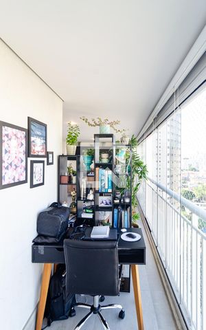 Apartamento à venda com 115m², 3 quartos e 2 vagas Apartamento à venda com 115m², 3 quartos e 2 vagasVaranda da Suíte