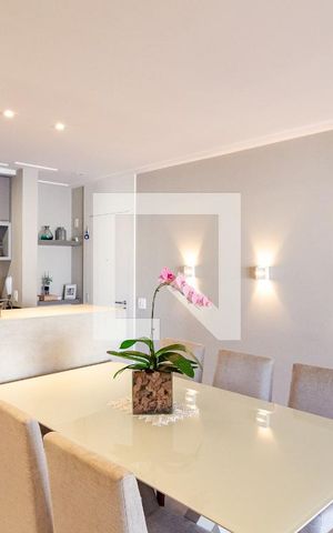 Apartamento à venda com 115m², 3 quartos e 2 vagas Apartamento à venda com 115m², 3 quartos e 2 vagasSala