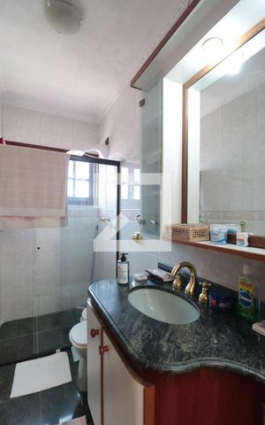Casa à venda com 255m², 5 quartos e 2 vagasBanheiro