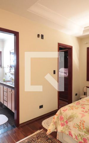 Casa à venda com 255m², 5 quartos e 2 vagasQuarto