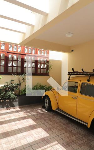 Casa à venda com 255m², 5 quartos e 2 vagasQuintal