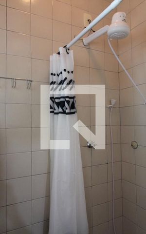 Casa à venda com 175m², 4 quartos e 2 vagasBanheiro 2