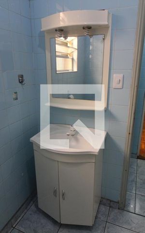 Casa à venda com 175m², 4 quartos e 2 vagasBanheiro
