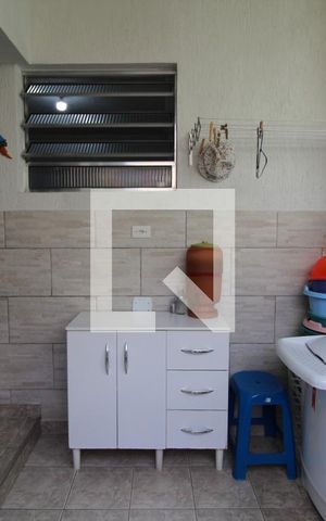 Casa à venda com 175m², 4 quartos e 2 vagasÁrea de Serviço 2