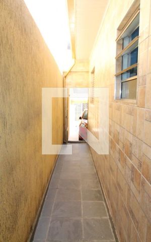 Casa à venda com 175m², 4 quartos e 2 vagasCorredor