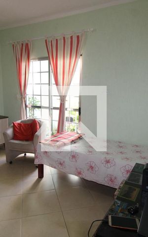 Casa à venda com 175m², 4 quartos e 2 vagasSala 2