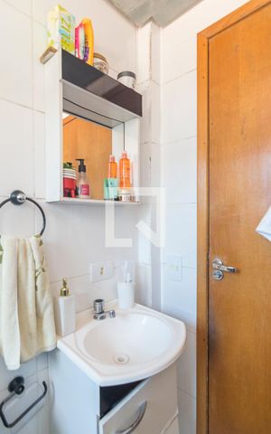 Apartamento para alugar com 120m², 2 quartos e 1 vaga Apartamento para alugar com 120m², 2 quartos e 1 vagaBanheiro