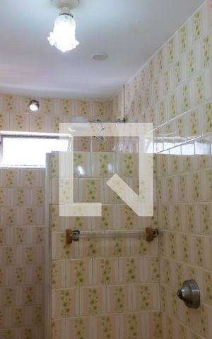 Apartamento à venda com 90m², 3 quartos e 1 vaga Apartamento à venda com 90m², 3 quartos e 1 vagaBanheiro
