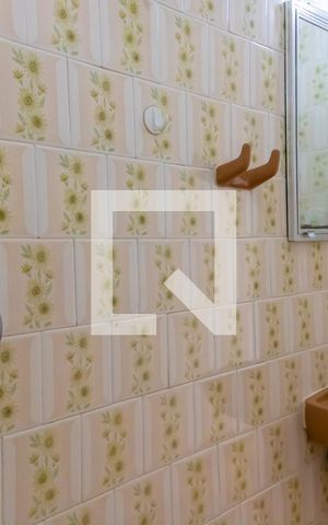Apartamento à venda com 90m², 3 quartos e 1 vaga Apartamento à venda com 90m², 3 quartos e 1 vagaBanheiro