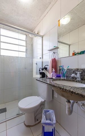 Apartamento à venda com 62m², 3 quartos e 1 vaga Apartamento à venda com 62m², 3 quartos e 1 vagaBanheiro da Suite