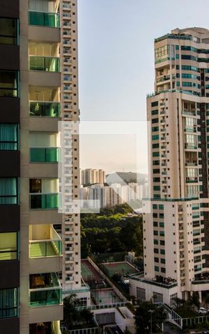 Apartamento à venda com 376m², 3 quartos e 4 vagas Apartamento à venda com 376m², 3 quartos e 4 vagasVista