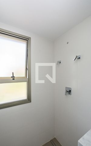 Apartamento à venda com 126m², 3 quartos e 3 vagas Apartamento à venda com 126m², 3 quartos e 3 vagasBanheiro da Suíte