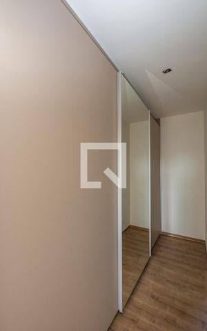 Apartamento à venda com 126m², 3 quartos e 3 vagas Apartamento à venda com 126m², 3 quartos e 3 vagasCloset da suíte