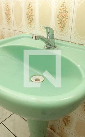 Casa à venda com 134m², 3 quartos e 2 vagasBanheiro 2