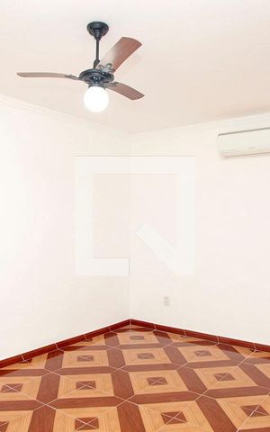Casa à venda com 134m², 3 quartos e 2 vagasQuarto 1