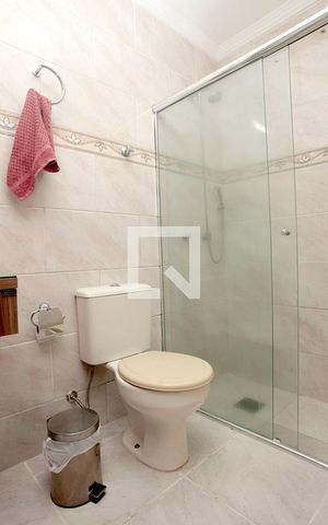 Casa à venda com 134m², 3 quartos e 2 vagasBanheiro 1
