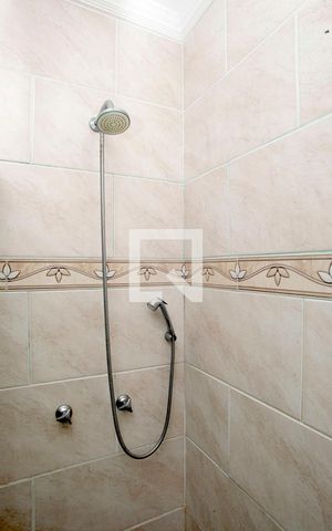 Casa à venda com 134m², 3 quartos e 2 vagasBanheiro 1