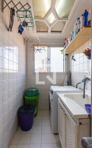 Apartamento à venda com 62m², 2 quartos e 1 vagaÁrea de Serviço