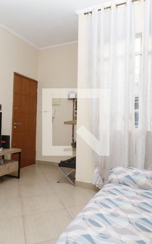 Apartamento à venda com 73m², 2 quartos e sem vagaSala