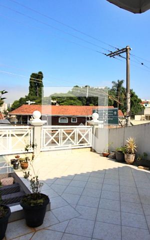 Casa à venda com 196m², 3 quartos e 4 vagasVaranda do Quarto 3
