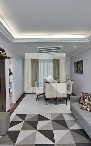 Casa à venda com 196m², 3 quartos e 4 vagasSala 