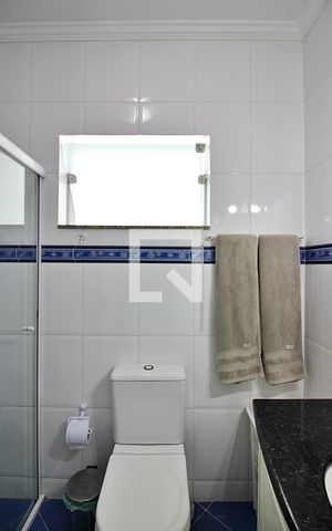 Casa à venda com 196m², 3 quartos e 4 vagasBanheiro Social