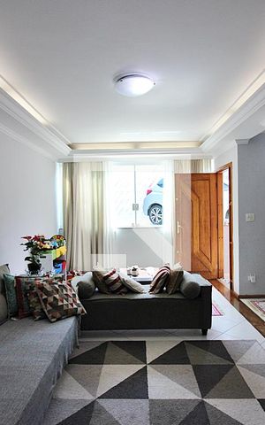 Casa à venda com 196m², 3 quartos e 4 vagasSala 