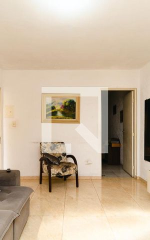 Casa à venda com 189m², 3 quartos e 2 vagasSala