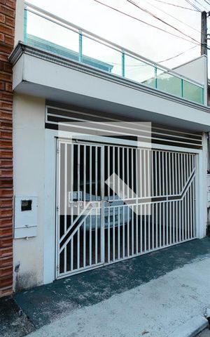 Casa à venda com 189m², 3 quartos e 2 vagasFachada