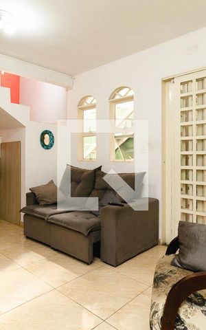Casa à venda com 189m², 3 quartos e 2 vagasSala