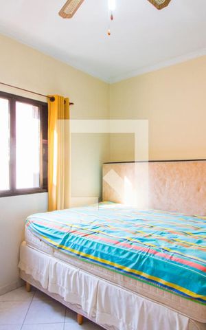 Casa à venda com 255m², 3 quartos e 3 vagas Casa à venda com 255m², 3 quartos e 3 vagasQuarto 3 - Suíte