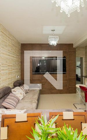 Casa para alugar com 500m², 2 quartos e 8 vagas Casa para alugar com 500m², 2 quartos e 8 vagasSala