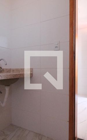 Apartamento à venda com 33m², 2 quartos e sem vagaBanheiro