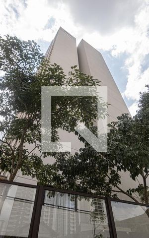 Apartamento à venda com 41m², 1 quarto e 1 vaga Apartamento à venda com 41m², 1 quarto e 1 vagaFachada