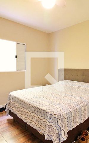 Casa à venda com 147m², 2 quartos e 2 vagasQuarto Suíte