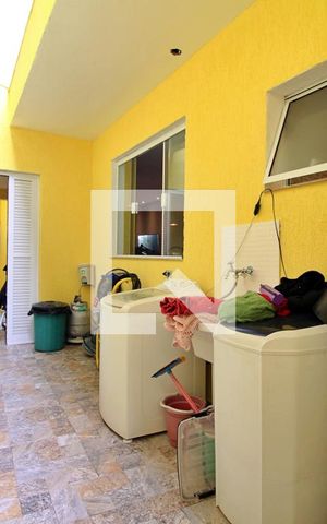 Casa à venda com 147m², 2 quartos e 2 vagasÁrea de Serviço