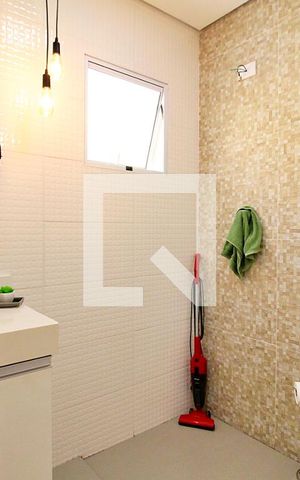 Casa à venda com 147m², 2 quartos e 2 vagasBanheiro