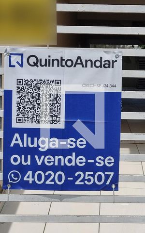 Apartamento à venda com 144m², 3 quartos e 2 vagasPlaquinha instalada no portão do imóvel