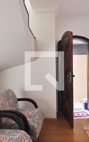 Casa à venda com 176m², 3 quartos e 2 vagasSala