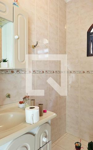 Casa à venda com 176m², 3 quartos e 2 vagasLavabo