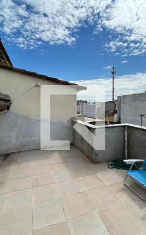 Casa à venda com 97m², 3 quartos e 2 vagasTerraço