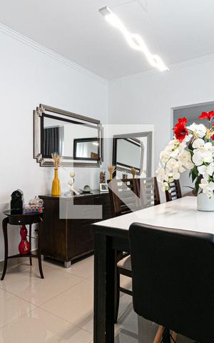 Casa de condomínio à venda com 78m², 3 quartos e 1 vaga Casa de condomínio à venda com 78m², 3 quartos e 1 vagaSala