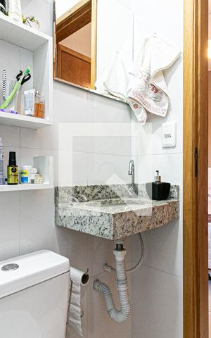 Casa de condomínio à venda com 78m², 3 quartos e 1 vaga Casa de condomínio à venda com 78m², 3 quartos e 1 vagaBanheiro da Suíte 3