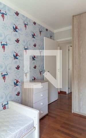 Apartamento à venda com 130m², 3 quartos e 3 vagas Apartamento à venda com 130m², 3 quartos e 3 vagasQuarto