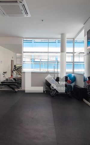 Apartamento à venda com 130m², 3 quartos e 3 vagas Apartamento à venda com 130m², 3 quartos e 3 vagasAcademia